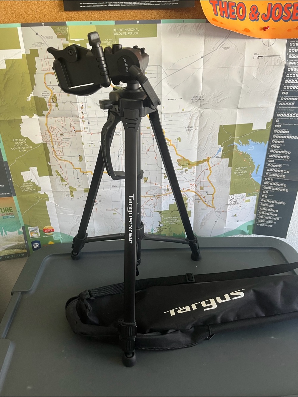 Targus tripod